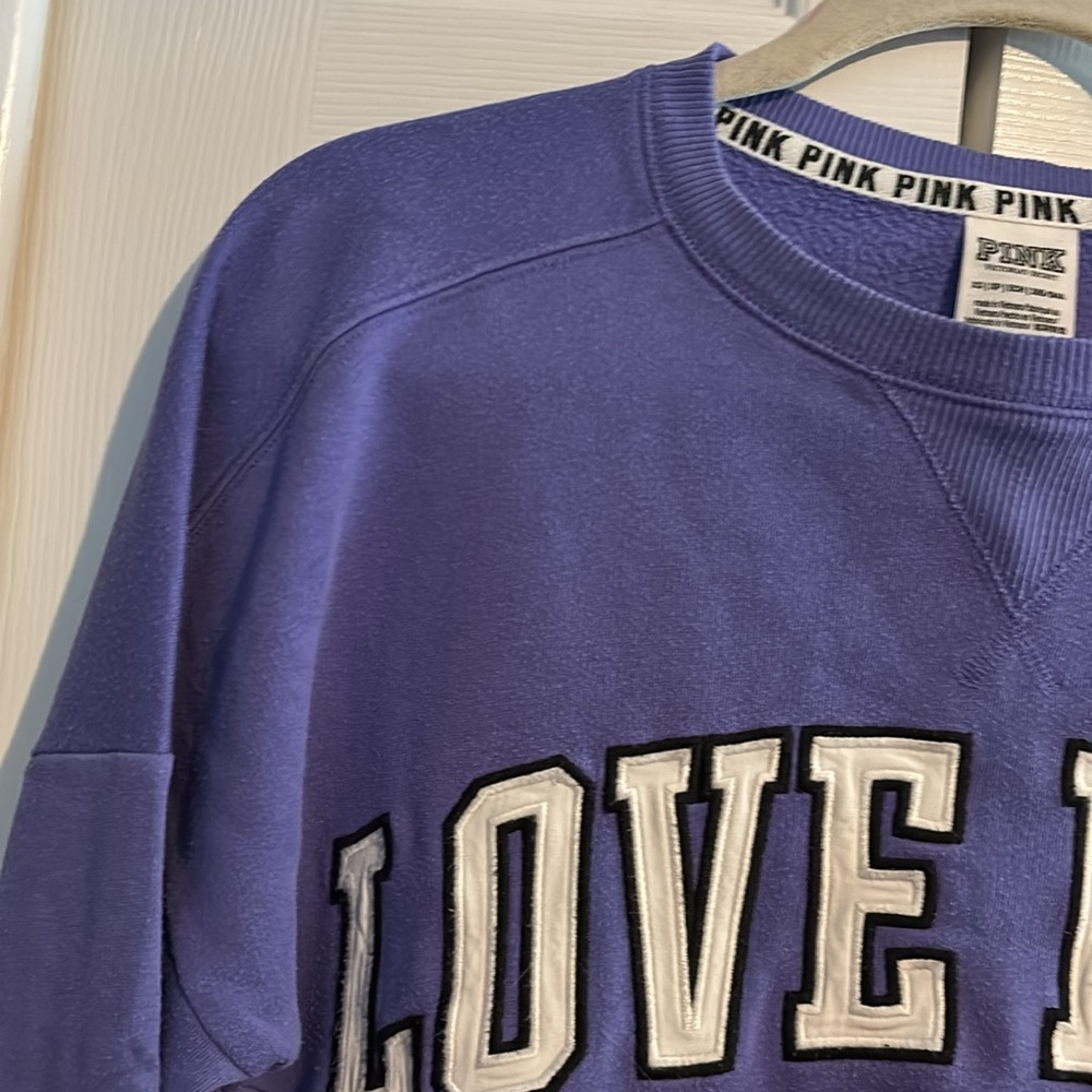 PINK Victoria's Secret long sleeve crew neck sweatshirt in purple size XS - Picture 3 of 7